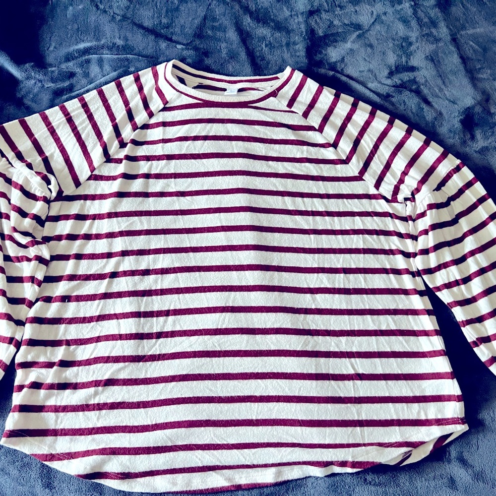 Women’s Old Navy striped top size CL
